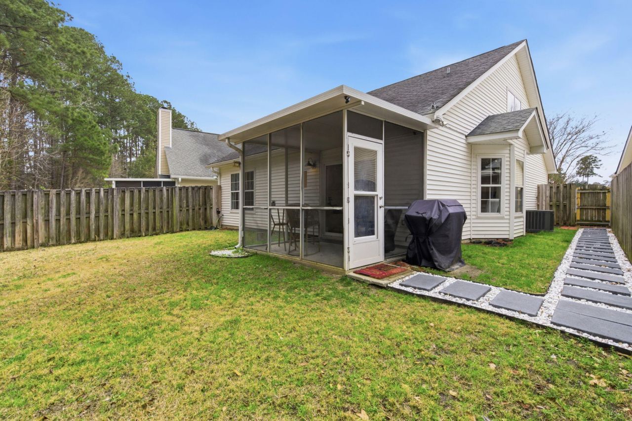 4875 Carnoustie Court Photo 32