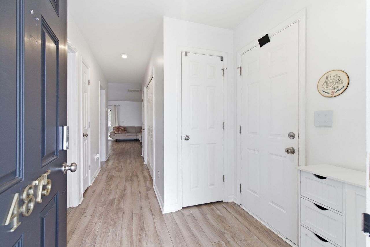 4875 Carnoustie Court Photo 4