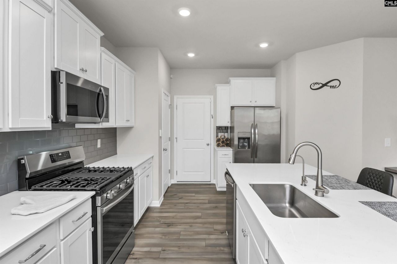 545 Richmond Road Photo 15