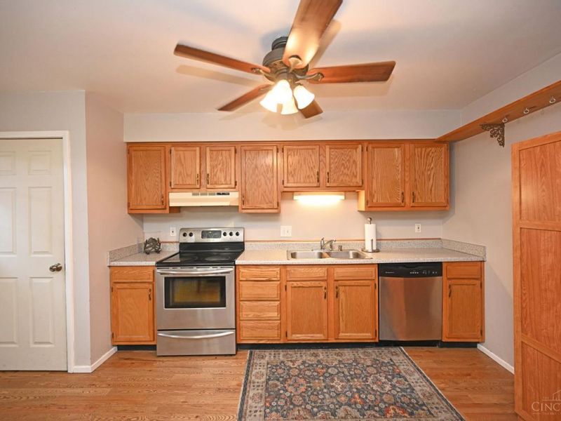 3320 River Hills Drive, Newtown, OH 45244 Photo 14