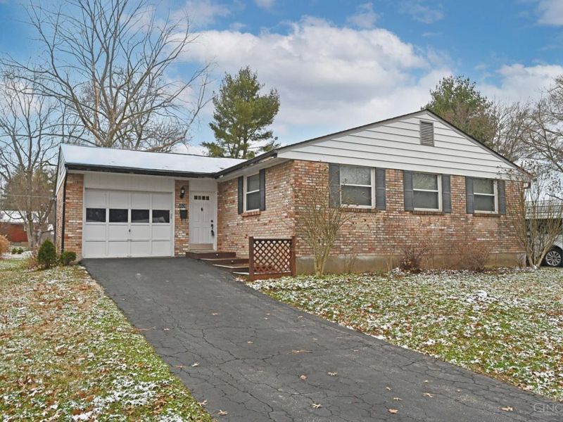 3320 River Hills Drive, Newtown, OH 45244 Photo 3