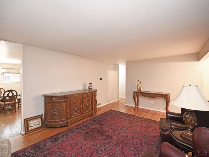 3320 River Hills Drive, Newtown, OH 45244 Photo 9