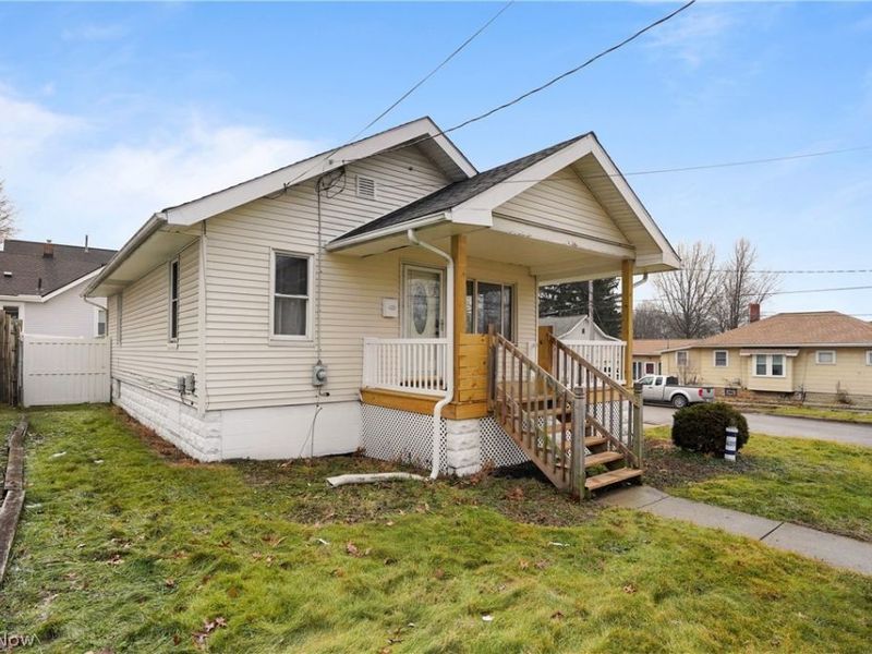 1832 Springfield Center Road, Akron, OH 44312 Photo 2