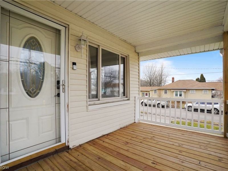 1832 Springfield Center Road, Akron, OH 44312 Photo 6