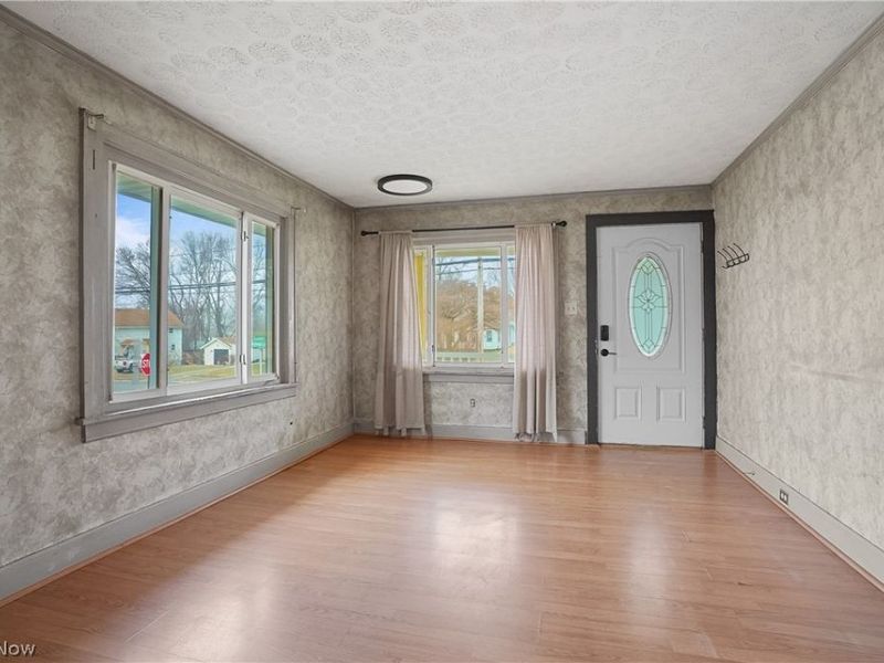 1832 Springfield Center Road, Akron, OH 44312 Photo 9