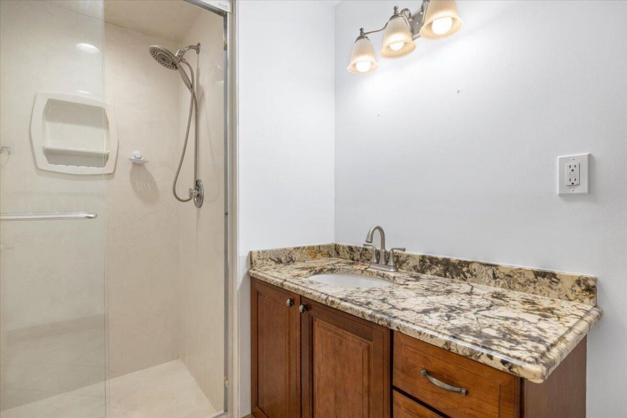 2204 5th Court Se, Vero Beach, FL 32962 Photo