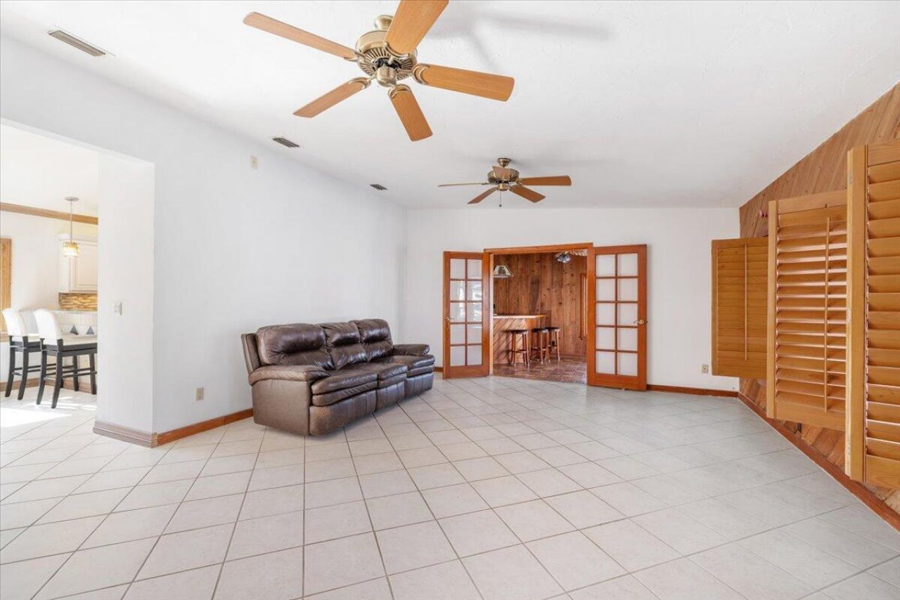 2204 5th Court Se, Vero Beach, FL 32962 Photo