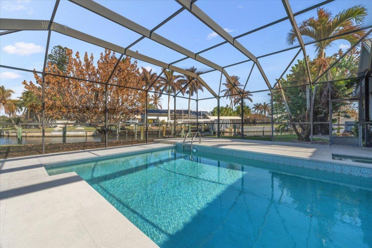 2204 5th Court Se, Vero Beach, FL 32962 Photo