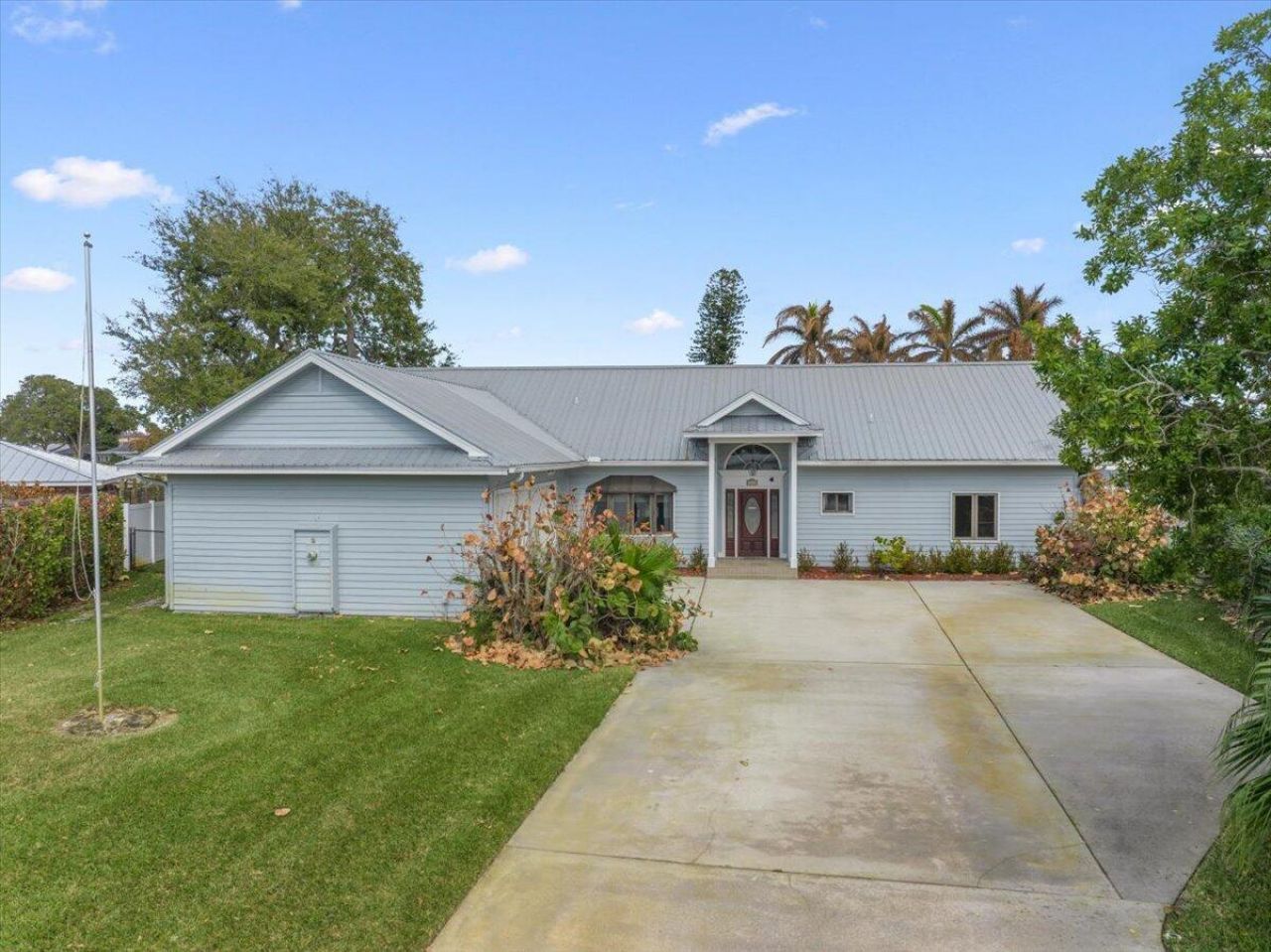 2204 5th Court Se, Vero Beach, FL 32962 Photo