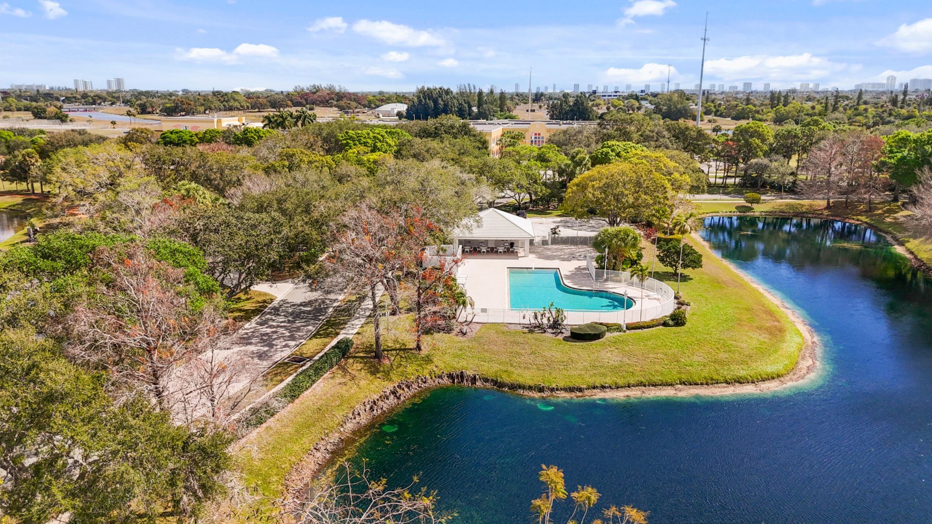 2013 Bedford Drive, Palm Beach Gardens, FL 33403 Photo