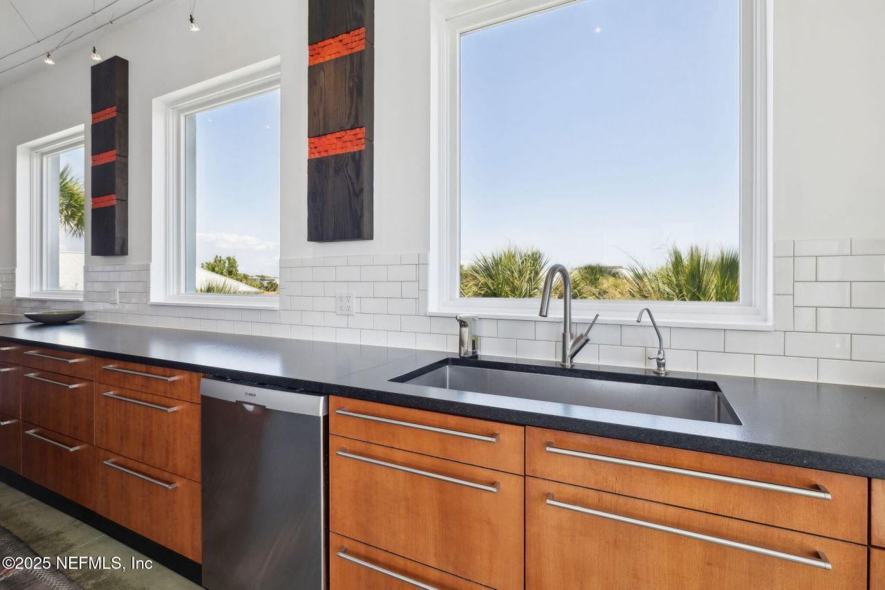 3618 1st Street S, Jacksonville Beach, FL 32250 Photo