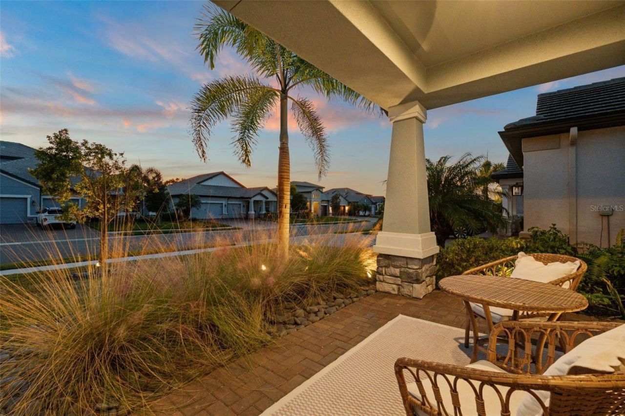 2119 Woodleaf Hammock Court, Lakewood Ranch, FL 34211 Photo