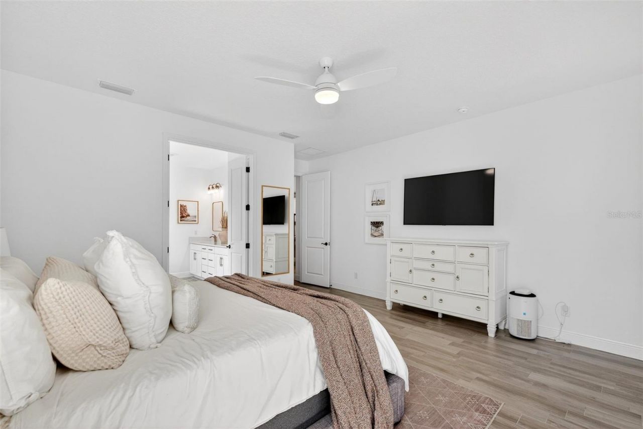 2119 Woodleaf Hammock Court, Lakewood Ranch, FL 34211 Photo