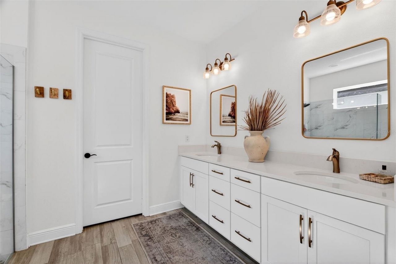 2119 Woodleaf Hammock Court, Lakewood Ranch, FL 34211 Photo