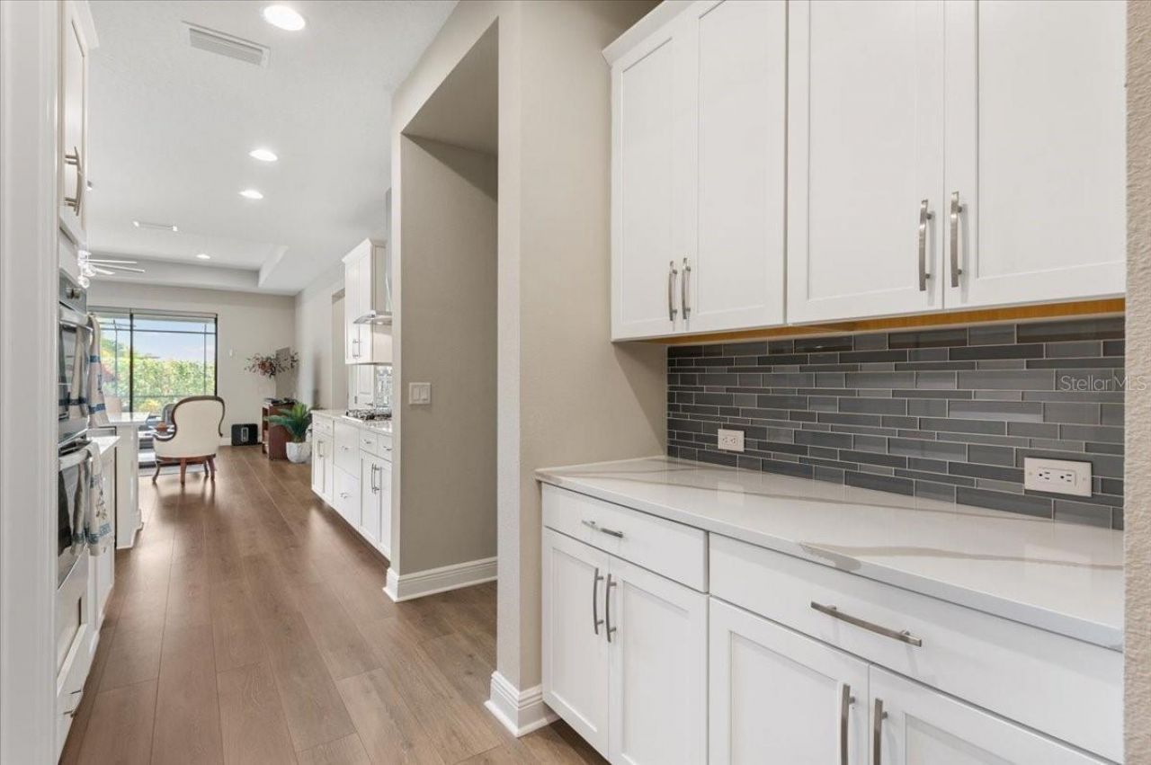 2024 Woodleaf Hammock Court, Bradenton, FL 34211 Photo