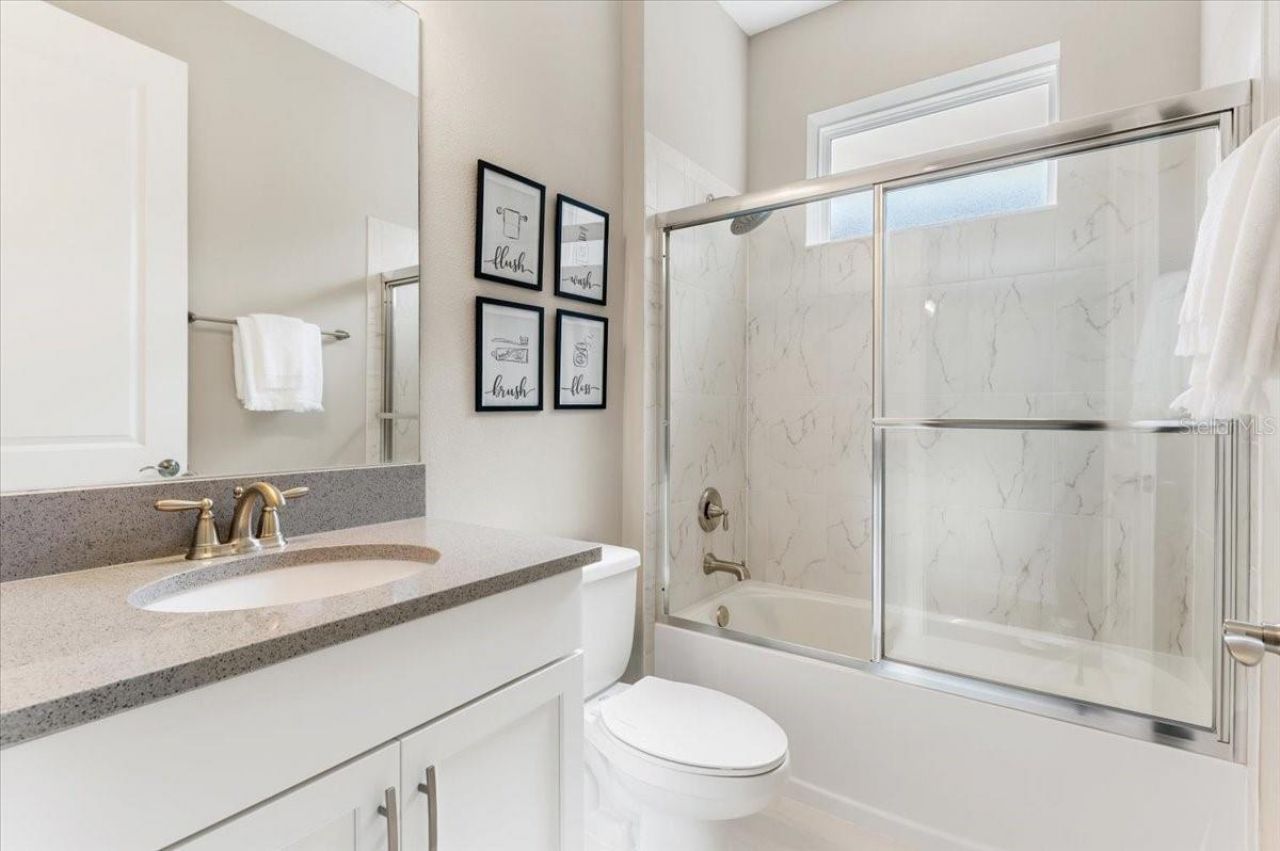 2024 Woodleaf Hammock Court, Bradenton, FL 34211 Photo