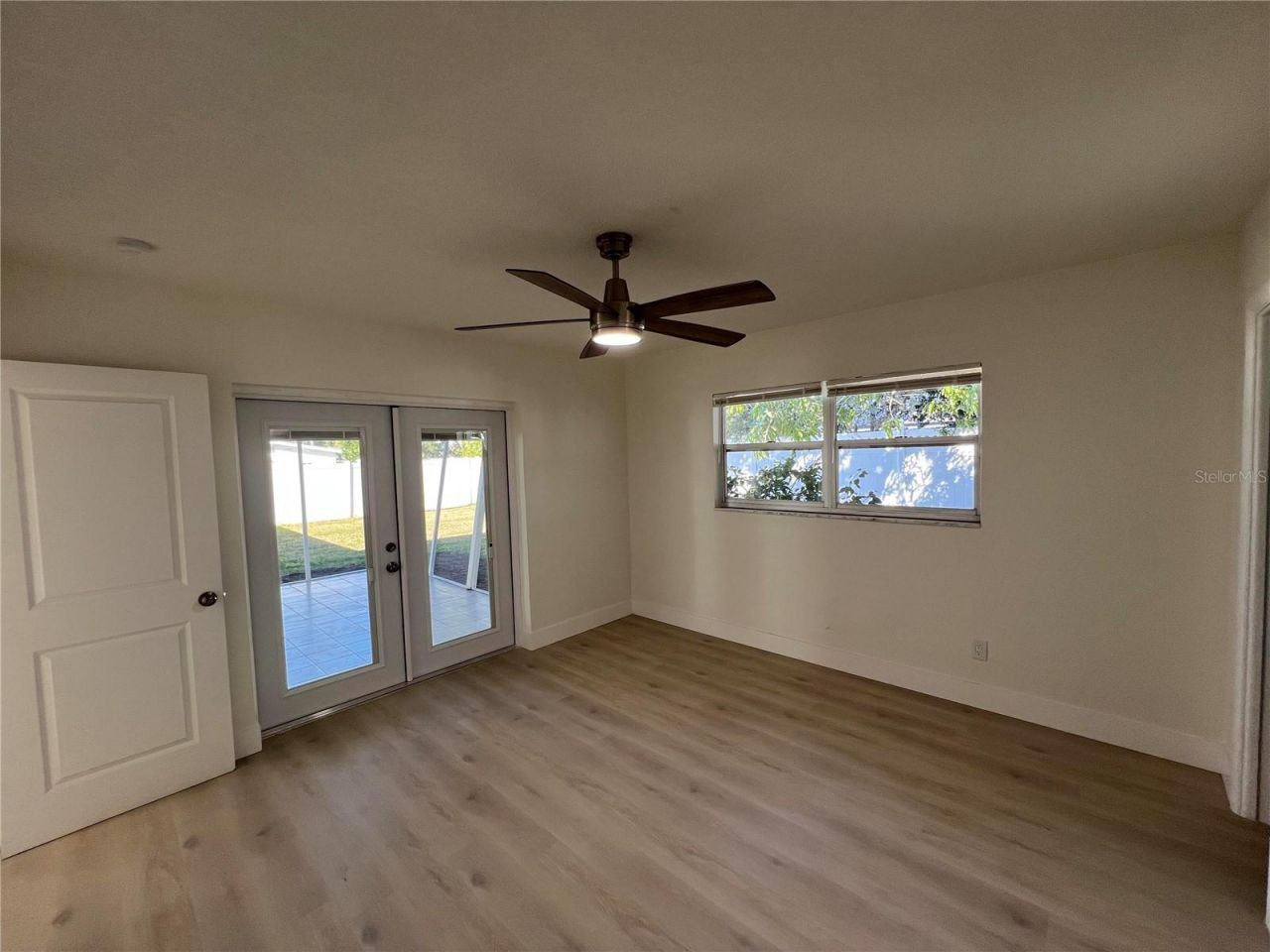 2502 Tropical Shores Drive Se, Saint Petersburg, FL 33705 Photo