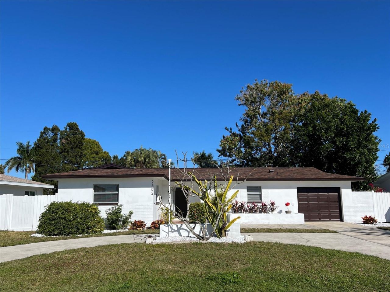 2502 Tropical Shores Drive Se, Saint Petersburg, FL 33705 Photo