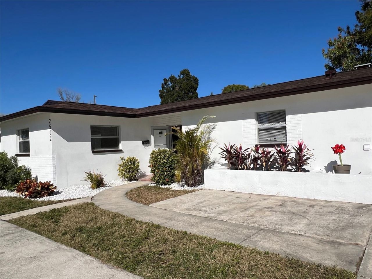 2502 Tropical Shores Drive Se, Saint Petersburg, FL 33705 Photo