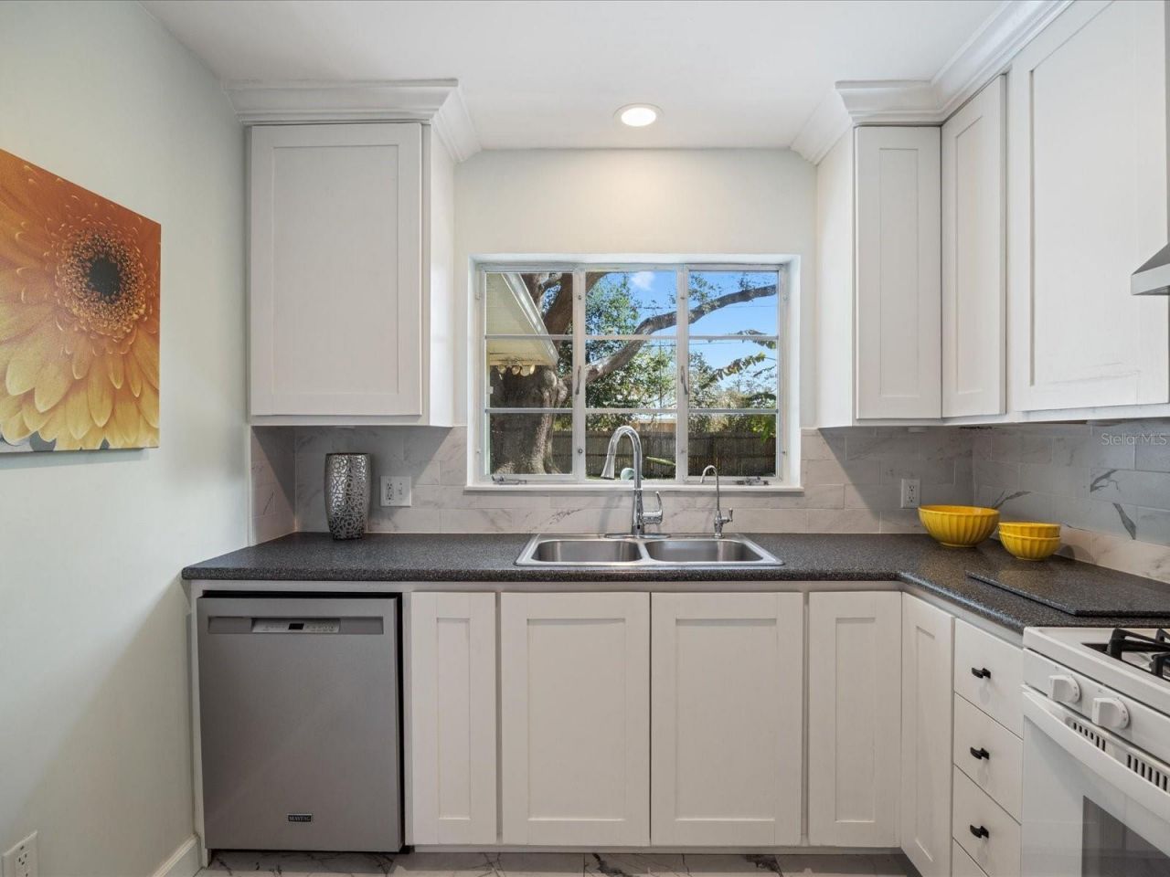 7 S Comet Avenue, Clearwater, FL 33765 Photo