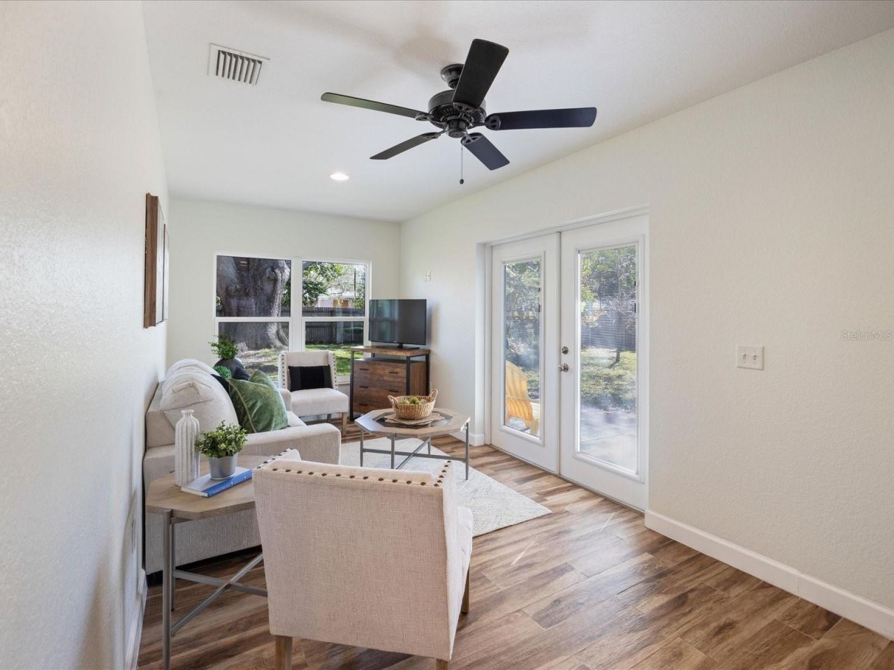 7 S Comet Avenue, Clearwater, FL 33765 Photo