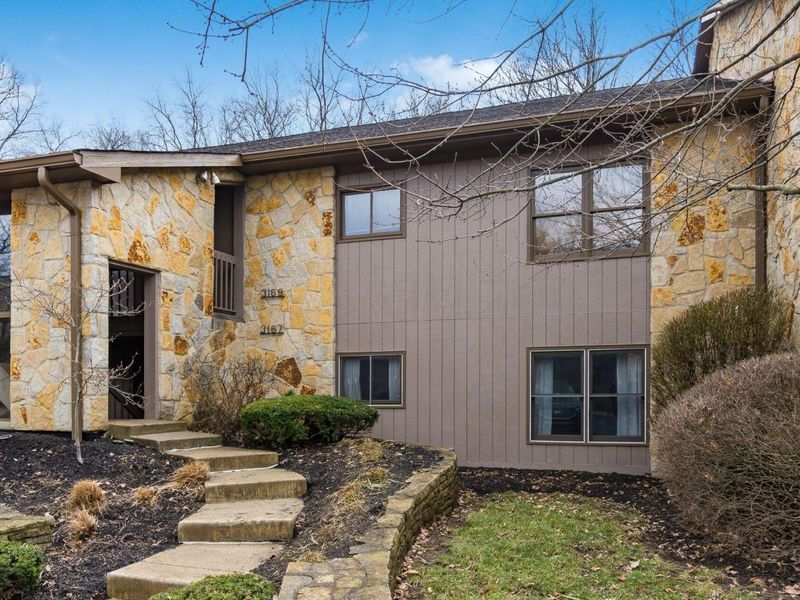 3167 Griggsview Court, Columbus, OH 43221 Photo 1