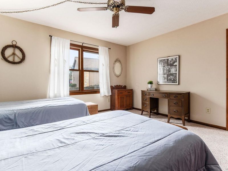 3167 Griggsview Court, Columbus, OH 43221 Photo 17