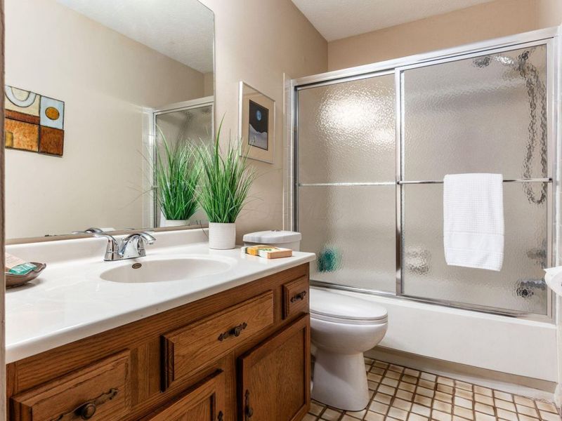 3167 Griggsview Court, Columbus, OH 43221 Photo 18