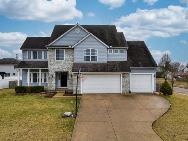 11 Wildflower Drive, Centerburg, OH 43011