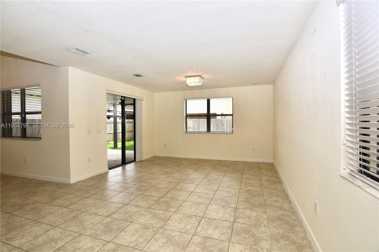 526 SE 35th Ave , Homestead, FL 33033 Photo