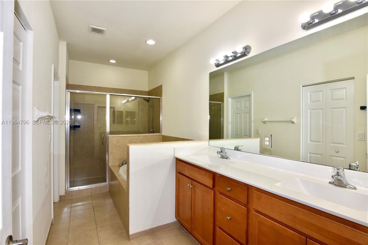 526 SE 35th Ave , Homestead, FL 33033 Photo