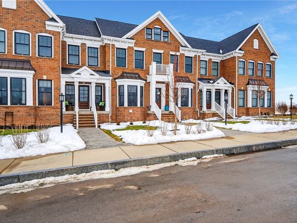 45 Watermark Street E, Rochester, NY 14618