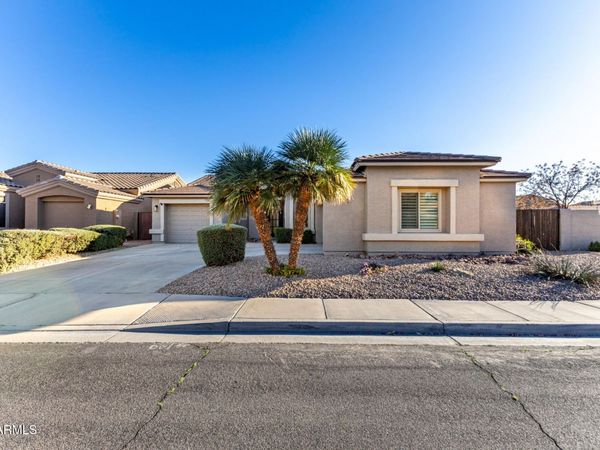 775 W CITRUS Way, Chandler, AZ 85248