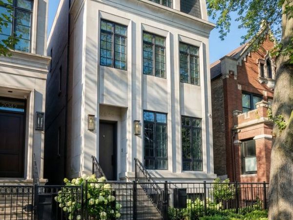 2044 N Fremont Street, Chicago, IL 60614