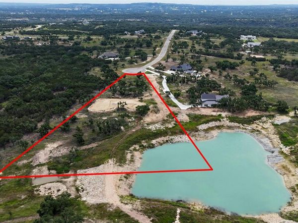 305 W Dripping View CT, Johnson City, TX 78636