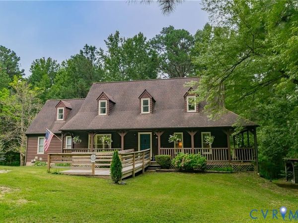 19321 River Road , Chesterfield, VA 23838