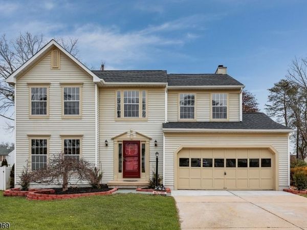 6 Jaques Ct, Winslow, NJ 08081