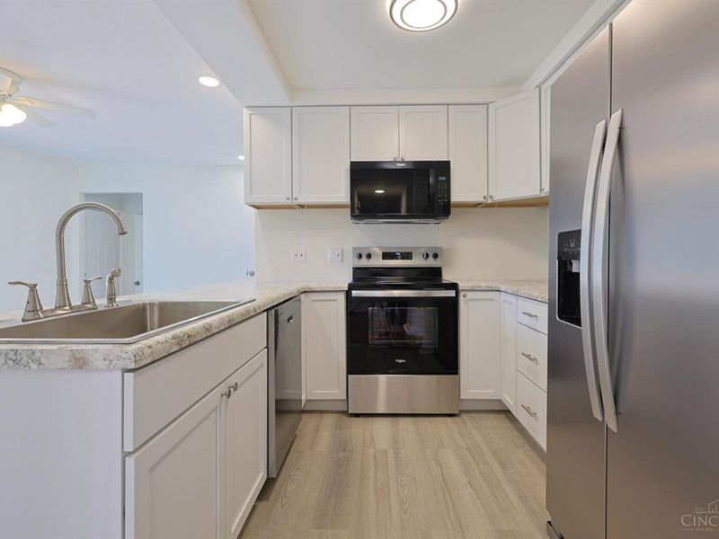 6666 Orleans Court, Cincinnati, OH 45224 Photo 12