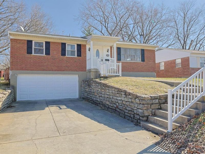 6666 Orleans Court, Cincinnati, OH 45224 Photo 2