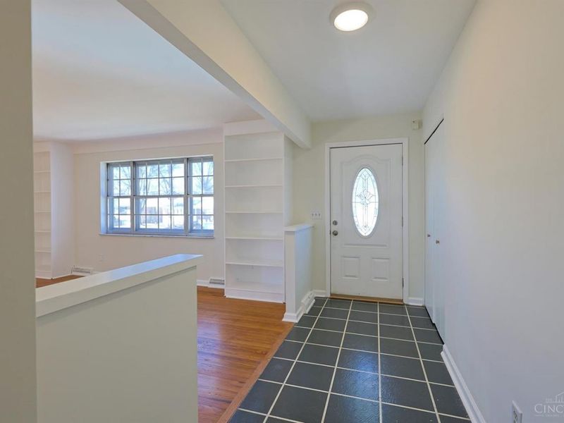 6666 Orleans Court, Cincinnati, OH 45224 Photo 4