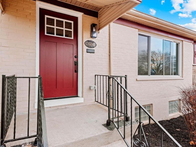 6750 Elbrook Avenue, Amberley, OH 45237 Photo 2