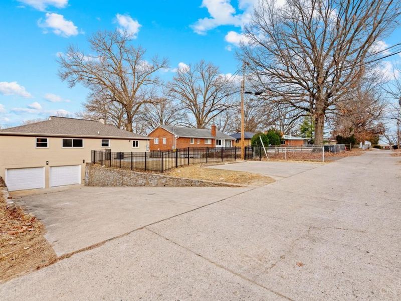 6750 Elbrook Avenue, Amberley, OH 45237 Photo 43