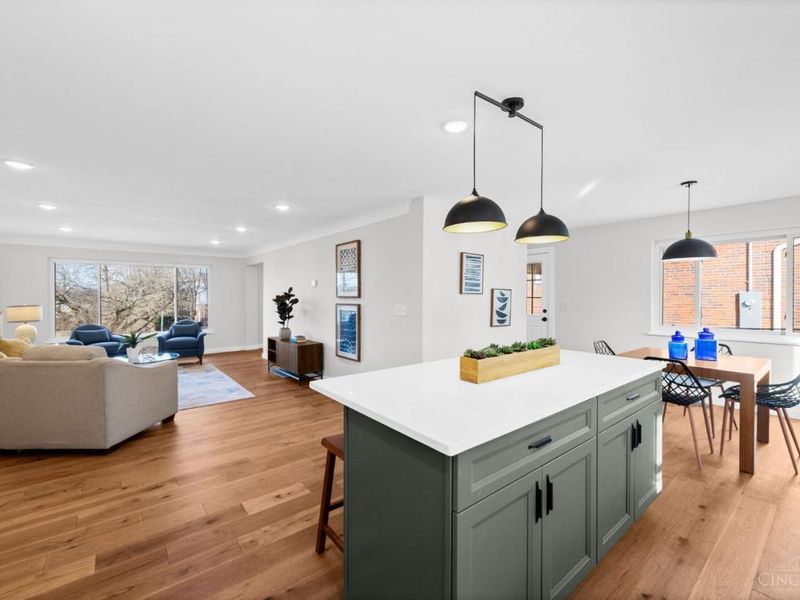 6750 Elbrook Avenue, Amberley, OH 45237 Photo 6