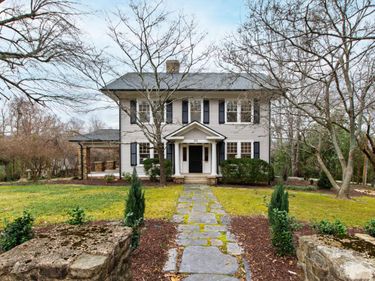 301 Hillsborough Street, Chapel Hill, NC 27514