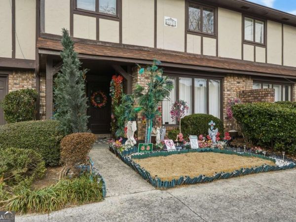 1198 Ashborough Terrace SE, Unit J, Marietta, GA 30067