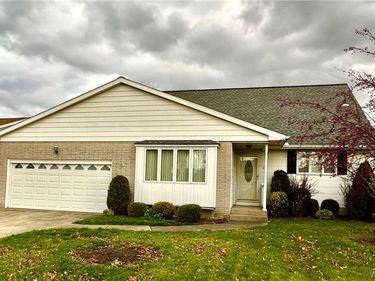 73 Fairoaks Lane, Cheektowaga, NY 14227