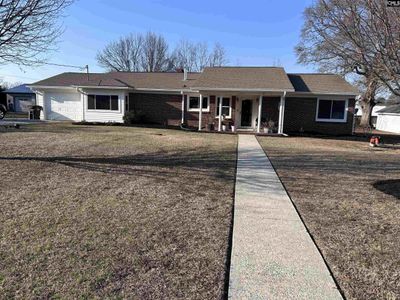 2631 Deloach , Newberry, SC 29108