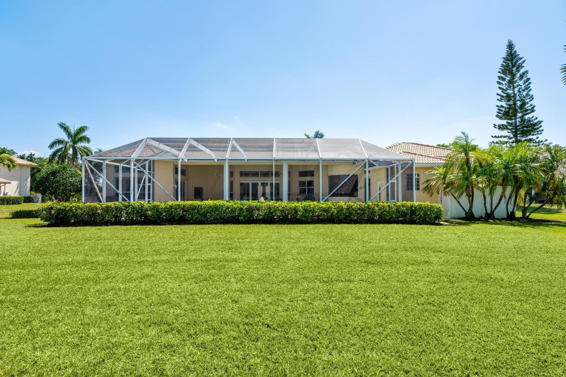 8668 Marlamoor Lane, Palm Beach Gardens, FL 33412 Photo