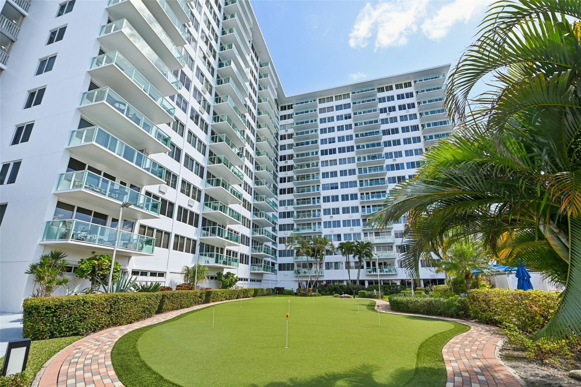 3233 NE 34th Street, Unit 812A, Fort Lauderdale, FL 33308 Photo