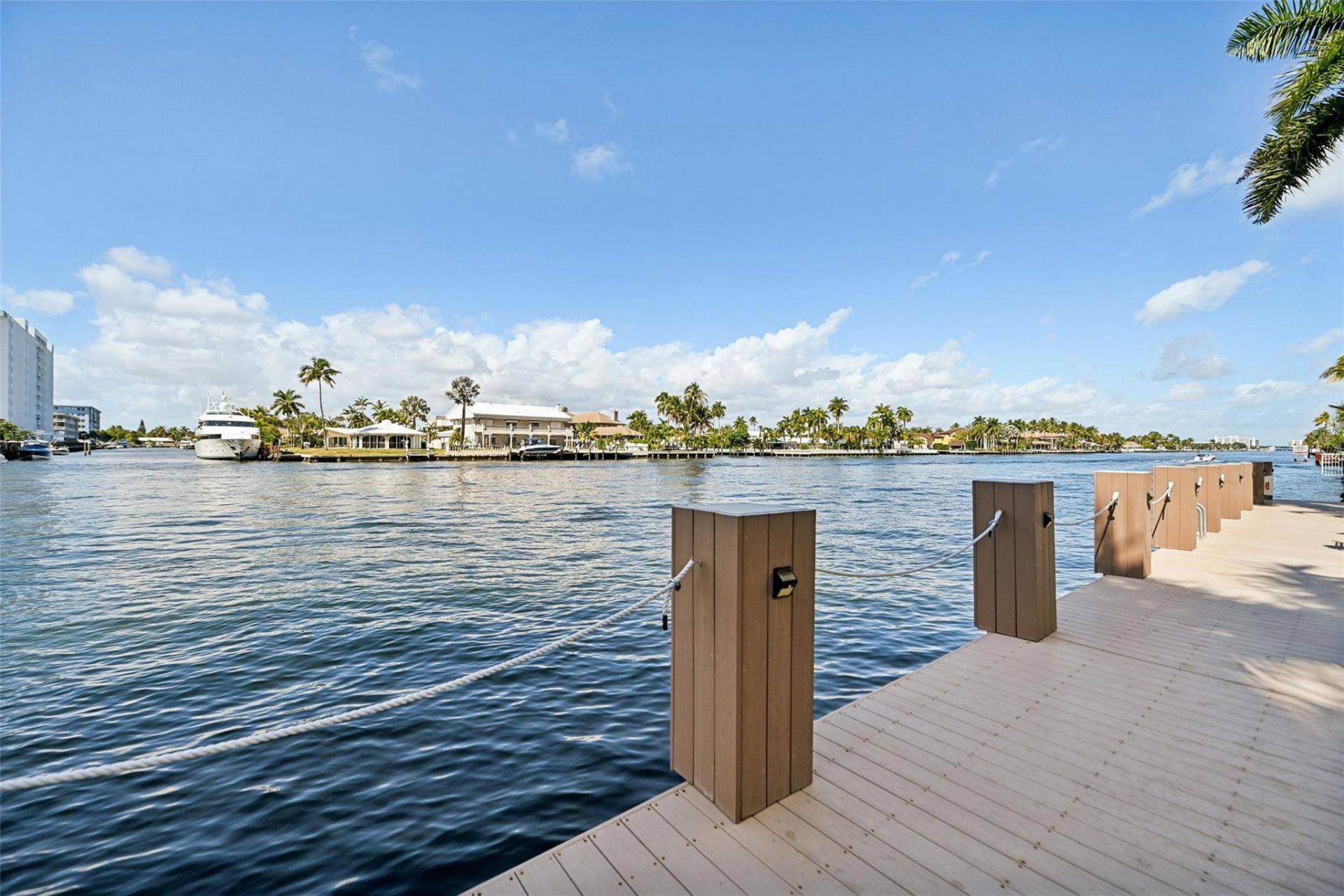 3233 NE 34th Street, Unit 812A, Fort Lauderdale, FL 33308 Photo